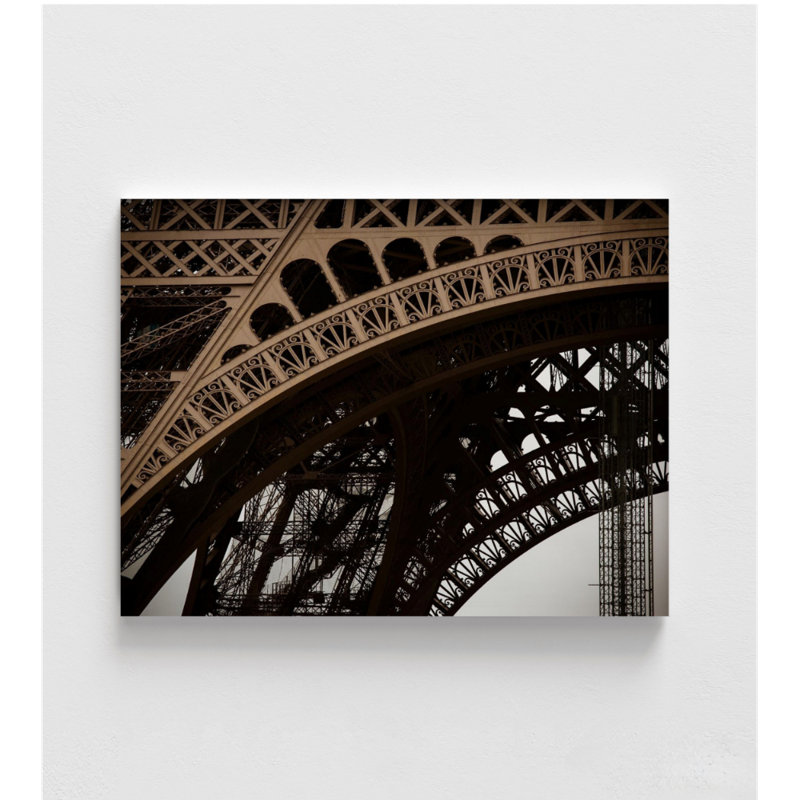«Eiffel Tower Arc I» par Erin Berzel, affiche de la Tour Eiffel, art mural de Paris, décor parisien classique, idée de décoration d'anniversaire pour ados