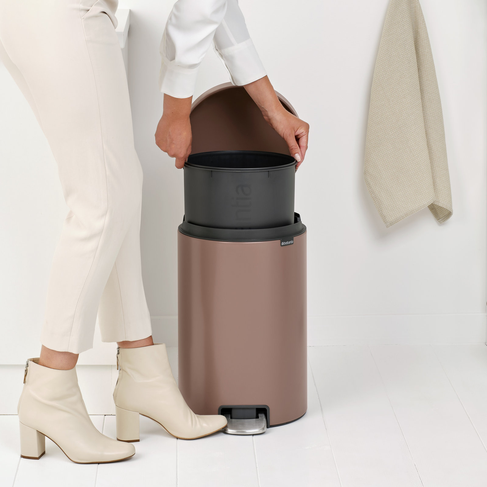 Brabantia Newicon 5.3gal Step-On Can, Satin Taupe