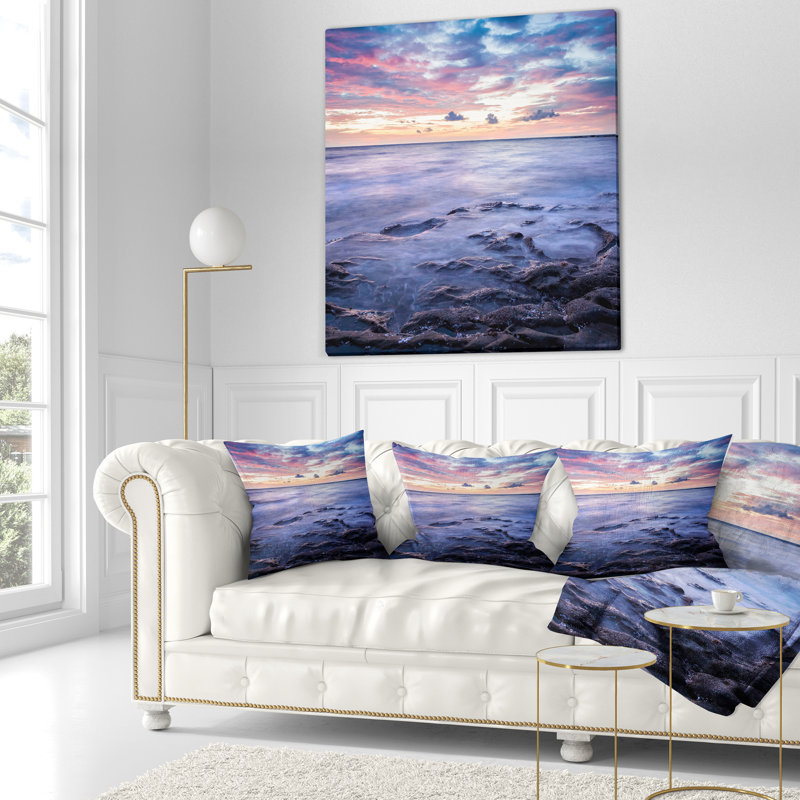 Coussin lombaire à grand exposition twilight sea rock, Carrée 18 po x 18 po