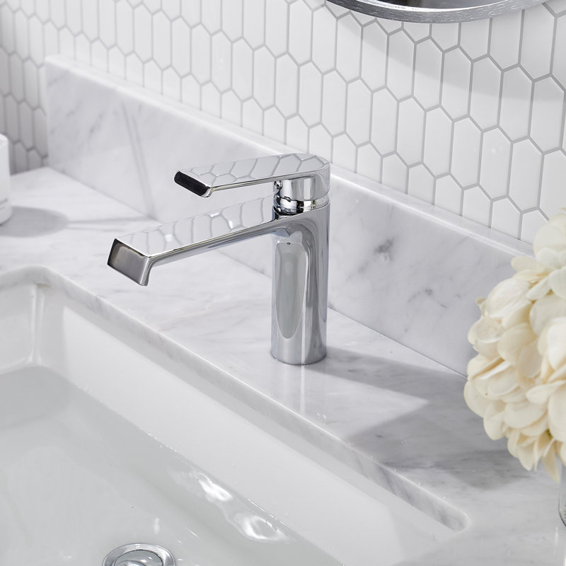 Single-Hole Single-handle Bathroom Faucet, Chrome