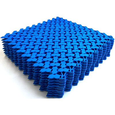 Carreaux de sol à drainage antidérapant Peanut pour piscines et zones humides - 12 po x 12 po