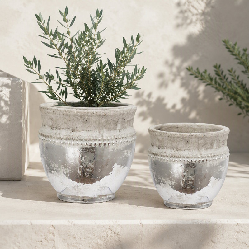 Terracotta Outdoor Cachepot