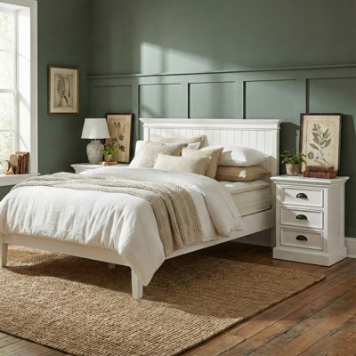 Guildford 15.75'' W Nightstand