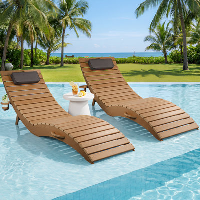 Chaise longue d'extérieur pliable en PEHD brun