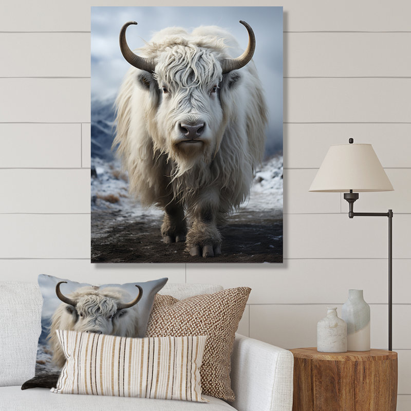 «Kamilya Yaks Portrait in Winter I», reproduction sur toile, H 44 po x l 34 po, White Picture Framed