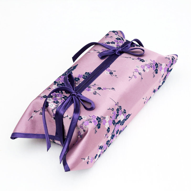 Klavdja, Fleur de cerisier mauve