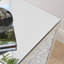 Ensemble de tables de bout en verre