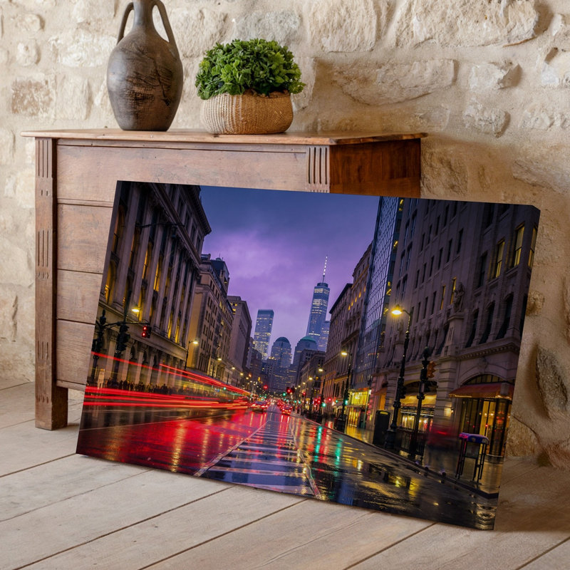 Toile «Bustling Cityscape At Dusk» avec toile large bordée de gratte-ciels modernes et bâtiments classiques, art mural sur toile