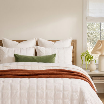 Velvet Quilt Set