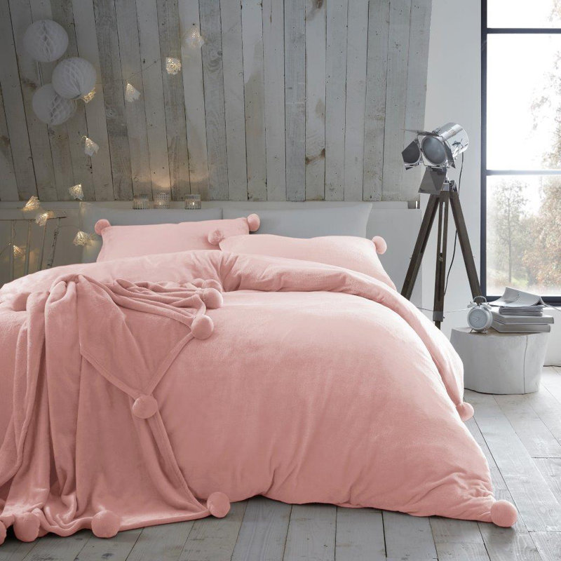 Flagler Polyester Solid Colour Duvet Cover Set with Pillowcases Included, King - 2 Standard Pillowcases, Pink