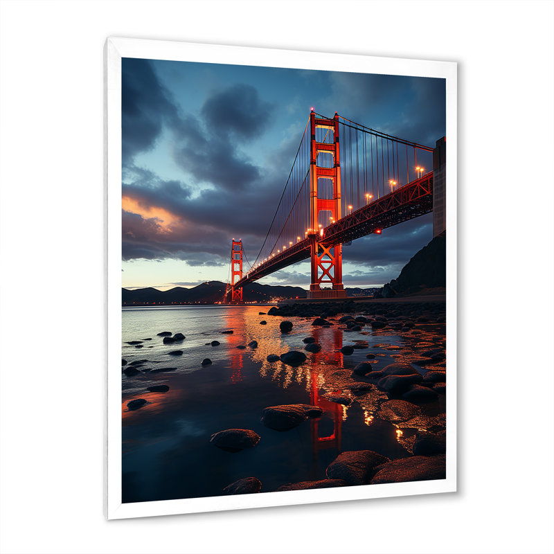 «USA Golden Gate Symphony Cloudy Sunset», reproduction sur toile, H 32 po x l 16 po x P 1 po, Cadre simple blanc