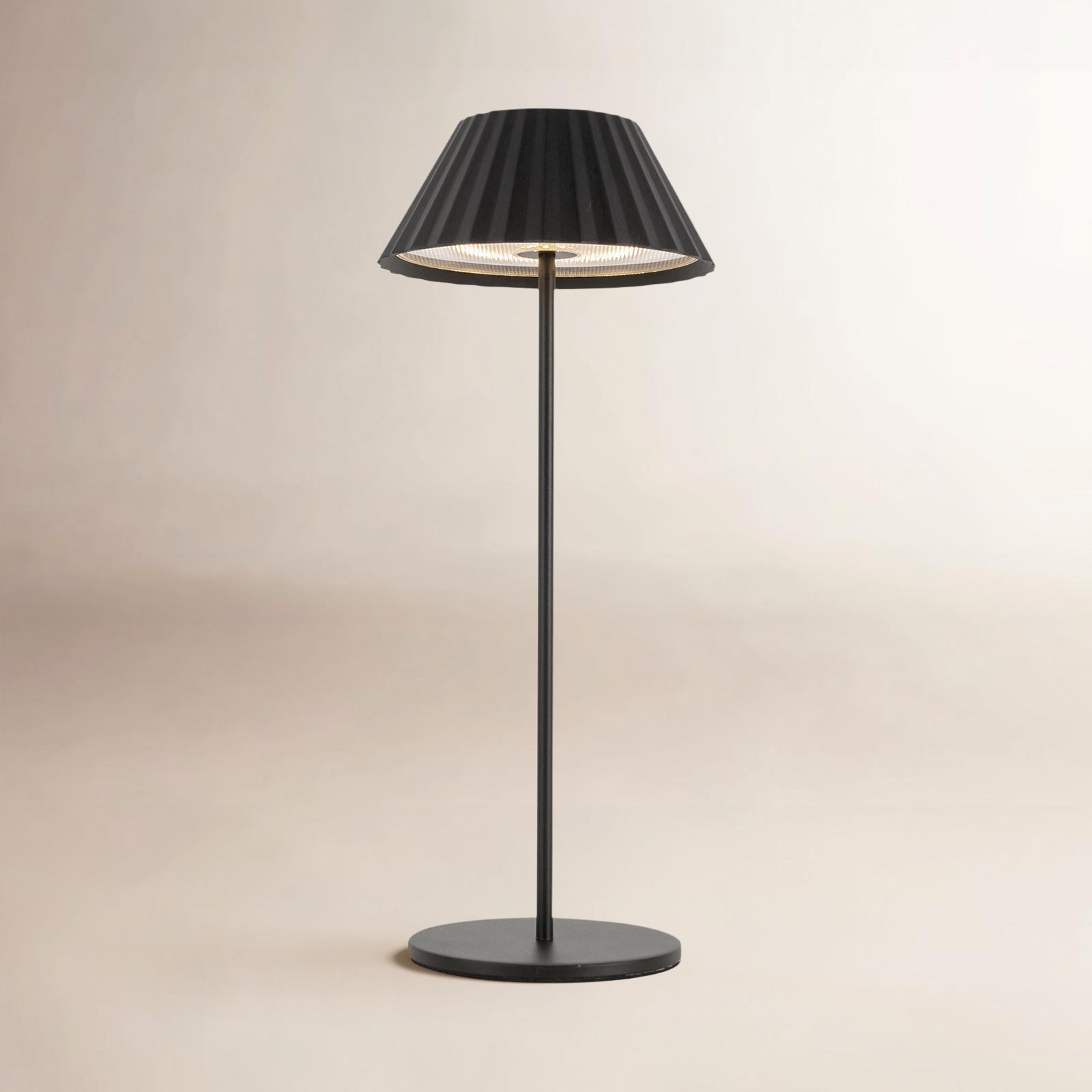 Zola 6-In LED Table Lamp, Black