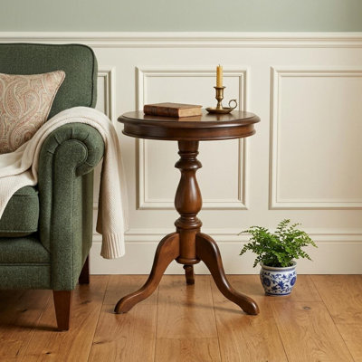 Table de bout ronde 25 po en bois manufacturé brun foncé