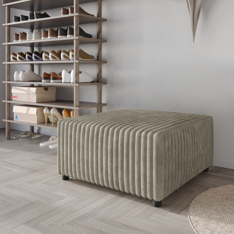 Repose-pieds en velours beige, Beige
