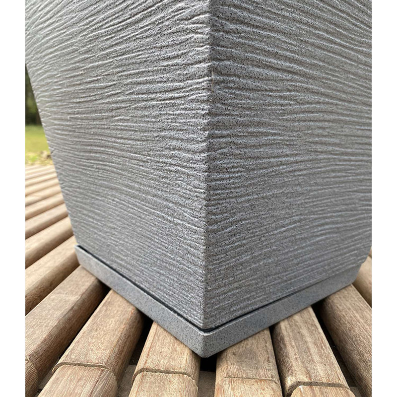 Zurique Pot Planter, 13.39" H x 13.78" W x 13.78" D, Dark Gray