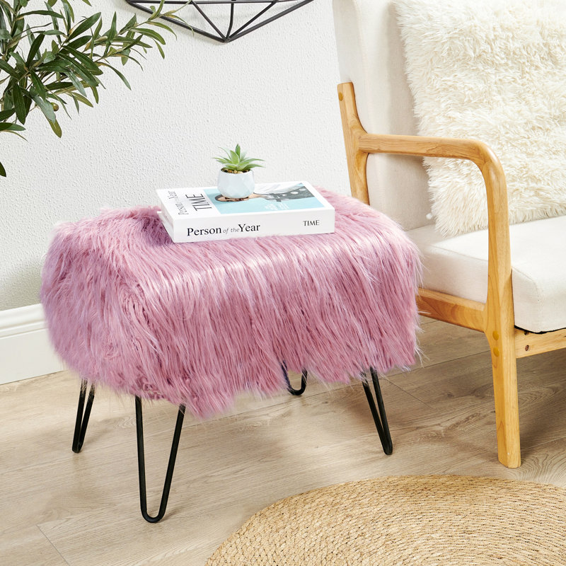 Keilia Upholstered Ottoman, Lilas Faux Fur
