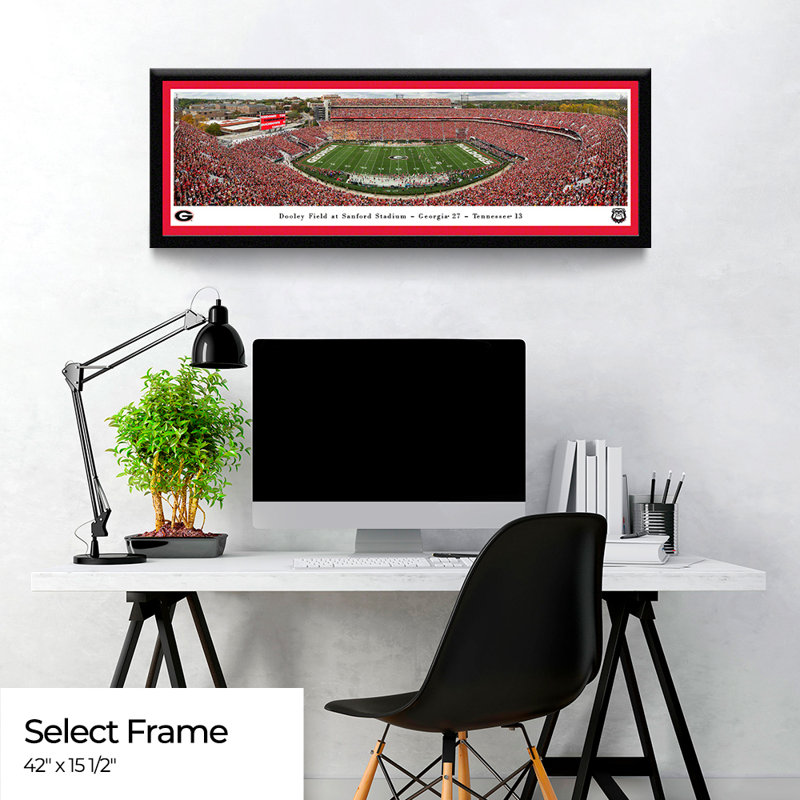 Dooley Field at Sanford Stadium Georgia 27 - Tennessee 13 par James Blakeway - photographie de cadre