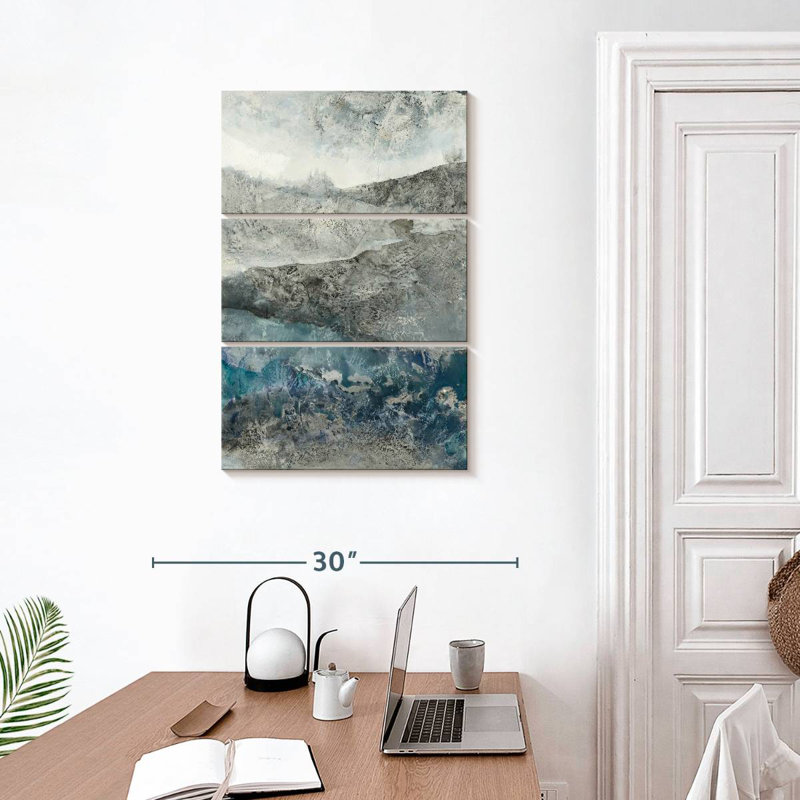 Avery Silver Hills, 32" H x 20" W
