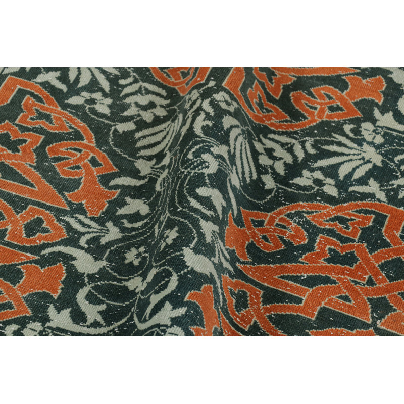 One-of-a-Kind 2'7”x5'5” Hand Knotted Area Rug