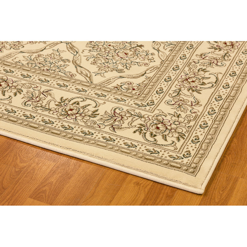 Tapis ivoire persan Atterbury, Rectangle 6 pi 7 po x 9 pi 6 po