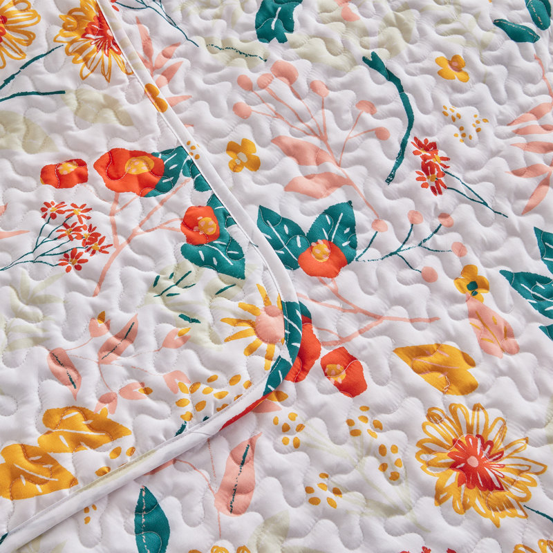 Quilt Set, Full/Queen Quilt + 2 Standard Shams
