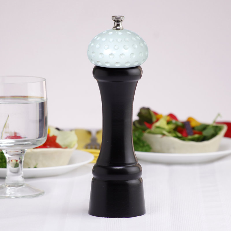 Moulin à sel à 19 trous chef spécialiss, H 8 po x l 2,5 po x P 2,75 po