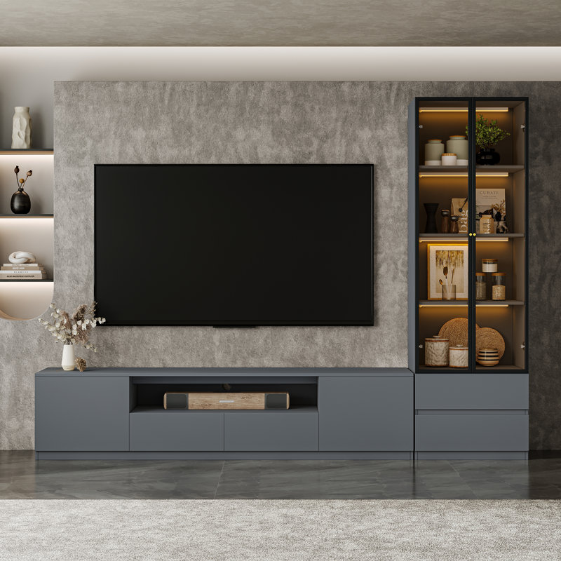 Meuble TV Crafton Modern gris de 260 cm (102,4 po) avec étagères à 4 niveaux pour téléviseurs de 65/75/85 pouces, ensemble de rangement en bois pour salon comprenant une console multimédia, des étagères vitrées et un éclairage.