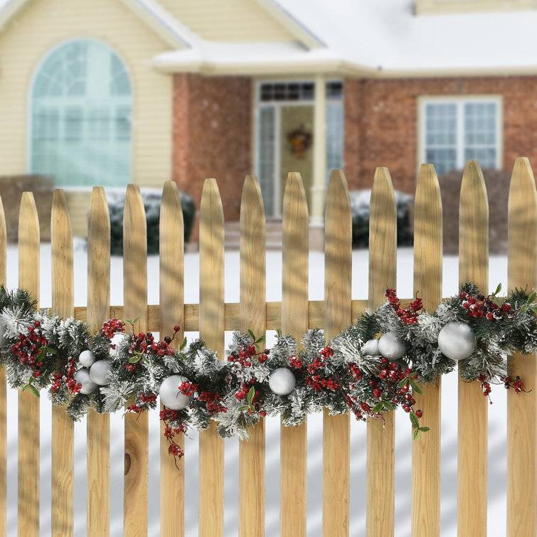 Alastair Christmas Garland