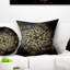 Motif de fleur noir et jaune fractal - coussin imprimé abstrait-29604504-29604508