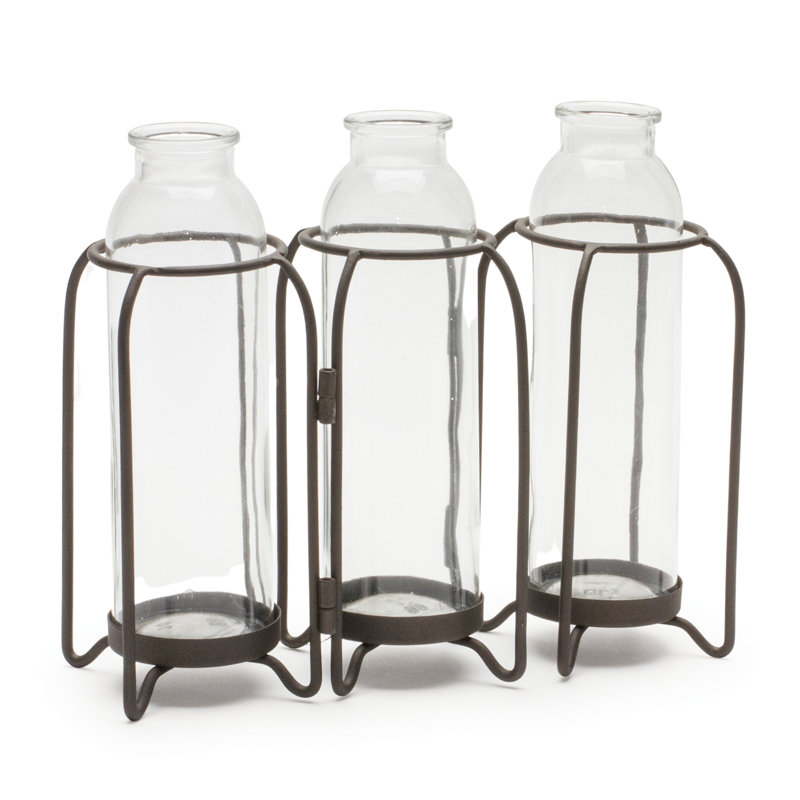 Vase de table en métal Dabydeen