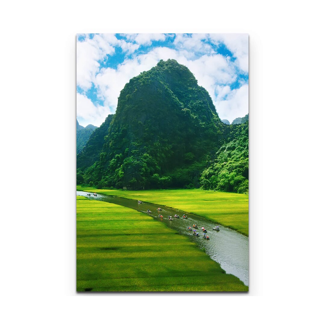 Leinwandbild Fluss Ninh Binh mit Reisfeldern und Bergen – Thailand