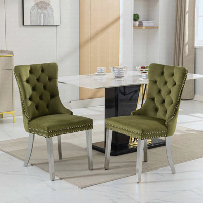 Chaise de salle à manger haut de gamme rembourrée en velours de bois massif avec pieds en acier inoxydable doré, garniture cloutée, ensemble de 2