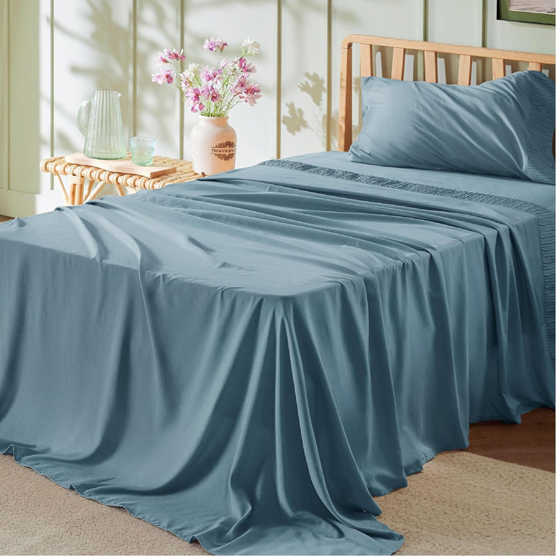 Bedsure Polyester Microfiber Sheet Set Hotel Luxury Sheets, Easy Care Cooling Bed Sheet Set GentleSoft™️, Twin , Light Blue
