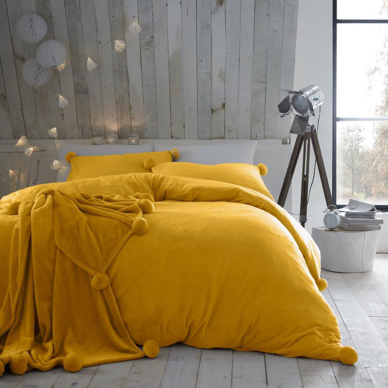 Flagler Polyester Solid Colour Duvet Cover Set with Pillowcases, Yellow, Single - 1 Standard Pillowcase