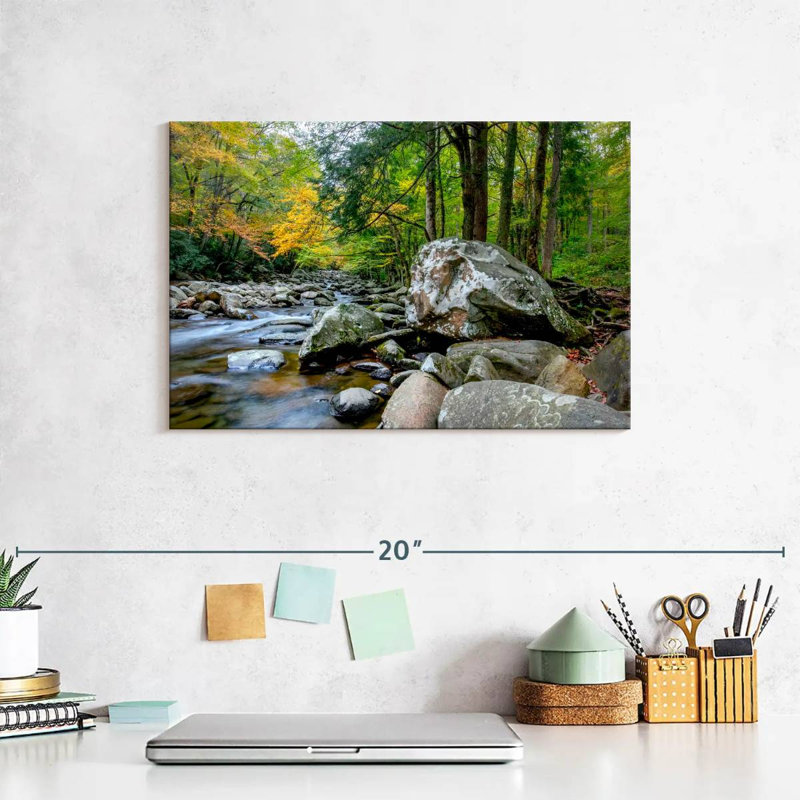 Harnek Autumn Mountain Stream, H 8 po x l 12 po