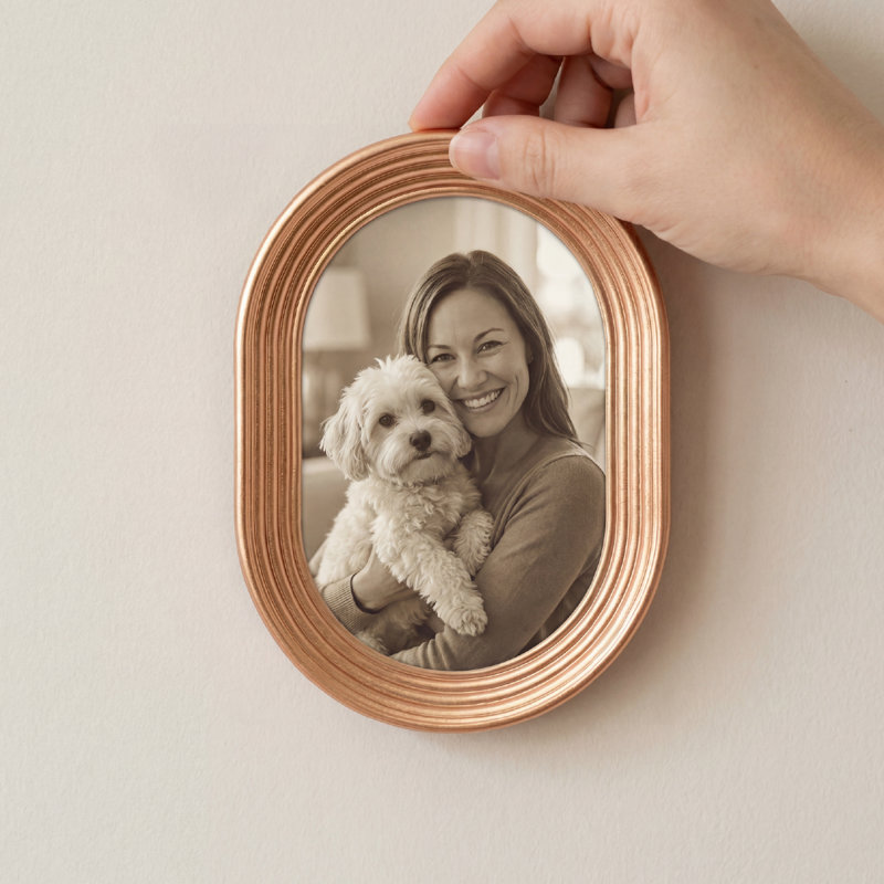 Elegant Oval Picture Frame, Glossy Gold
