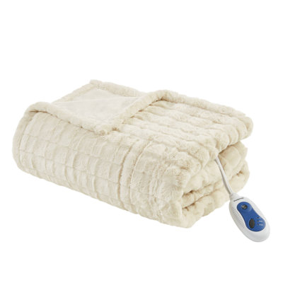 Beautyrest Zuri Oversized Heated Faux Fur Throw