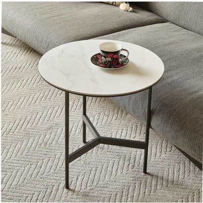 Side/End Table - Small Round Decorative Side Table, Metal Narrow Bedside Table with Pointed Design, Suitable for Side Table in Any Room - Living Room,