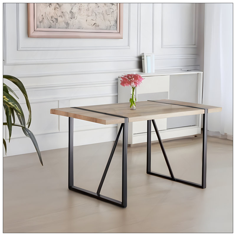 Table de salle à manger de 55 po en bois aggloméré rectangulaire industriel moderne de couleur bois pour 4 à 6 personnes, avec plateau en bois d'ingénierie de 1,5 po d'épaisseur et pieds en métal, pour l'écriture