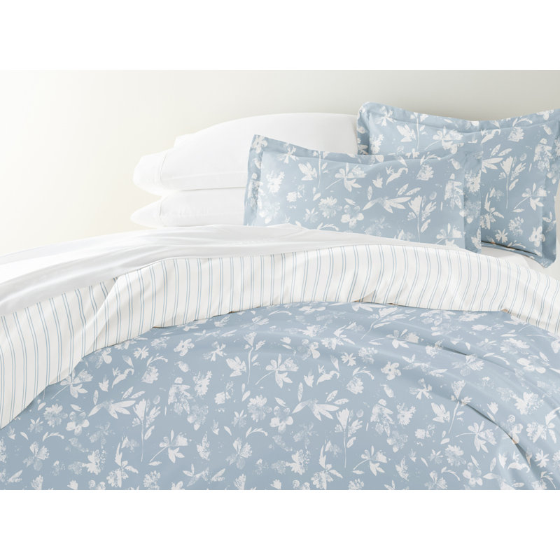 Full Blue Floral Microfiber Bedding Bundle with Duvet Cover