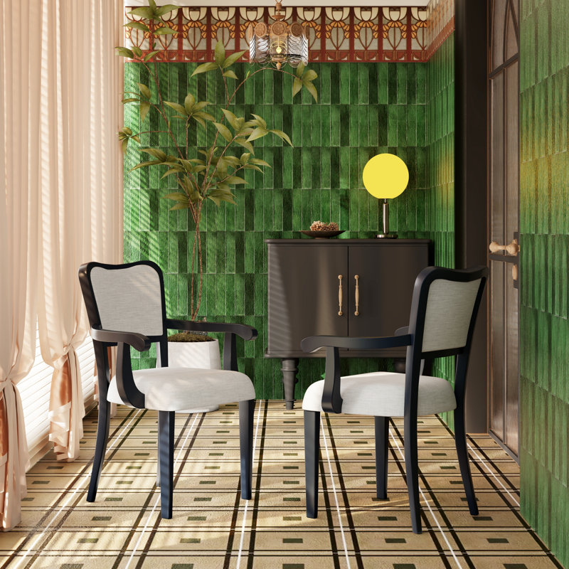 Ensemble de 2 chaises de salle à manger rembourrées - Fauteuils traditionnels avec lignes courbes, structure en bois massif et accoudoirs rembourrés, élégantes chaises d'appoint en tissu beige pour la salle à manger ou la cuisine