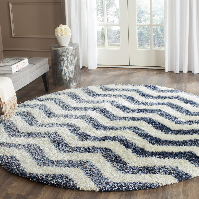 Sgm-Amhold Shag Performance Chevron Rug, Round 6'7"