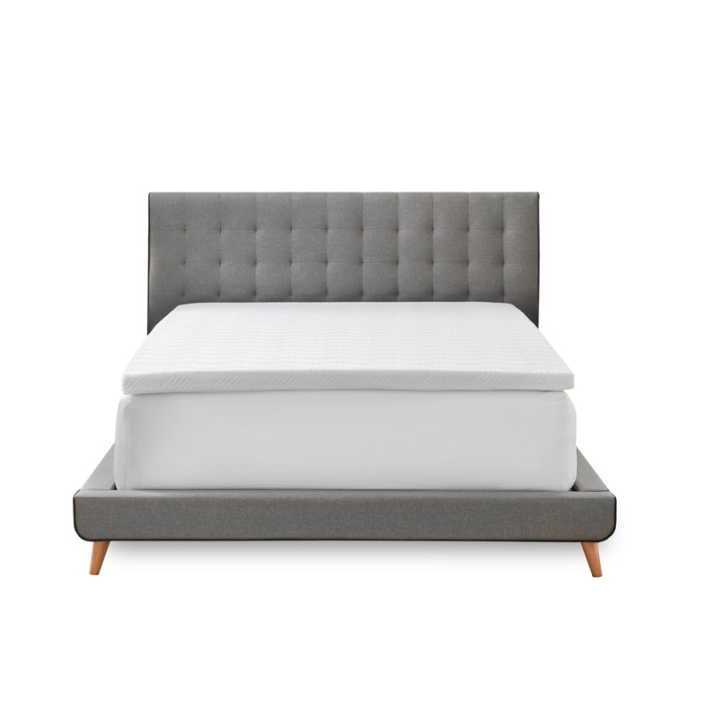 Twin XL White Gel Memory Foam Mattress Topper with Cooling Cover