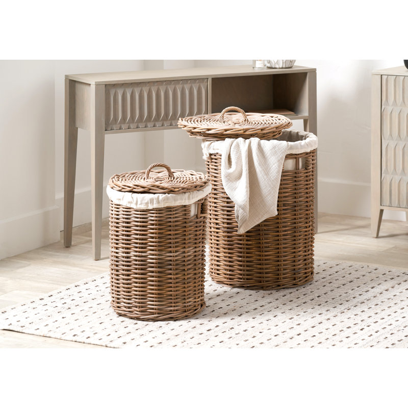 Baringer Wood Laundry Set with Handles