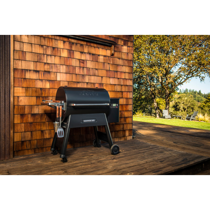 Traeger Ironwood 885 Wood Pellet Grill