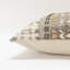 Coussin lombaire gris et beige