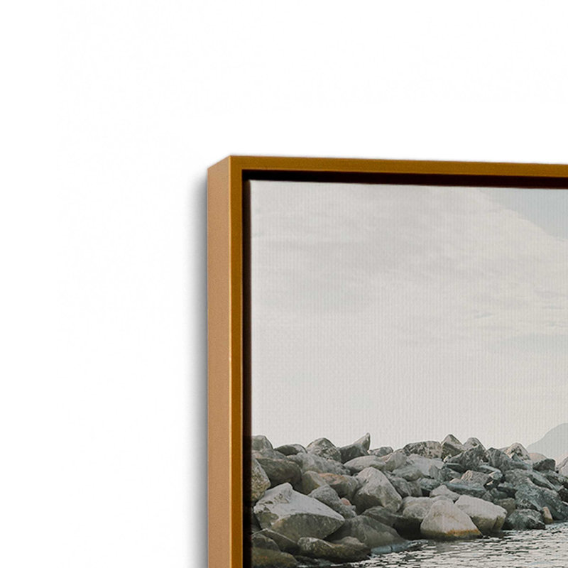 Impression sur toile Dockside Dreams, Cadre flottant or poli, H 12,75 po x l 18,75 po x P 1,75 po