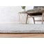 Tapis argenté à chevrons Frodsham-128395055
