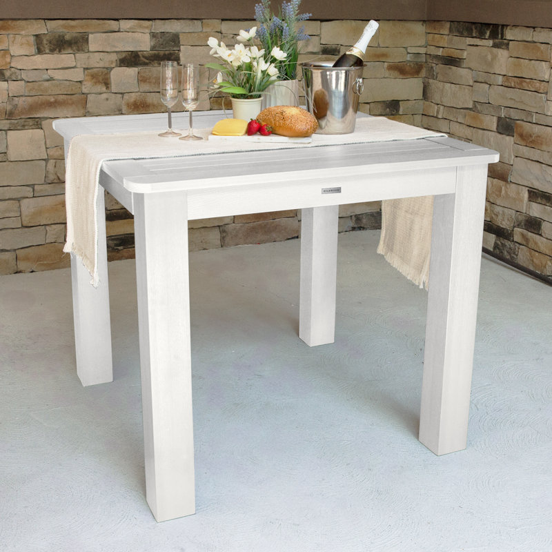 Table de salle à manger en plastique Highsmith, Blanc, H 36 po x l 42 po x P 42 po