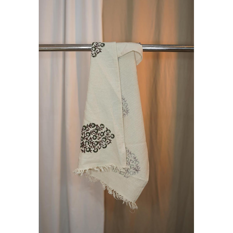 Ensemble de 4 serviettes Gudhal fabriquées à la main Lark Manor ™